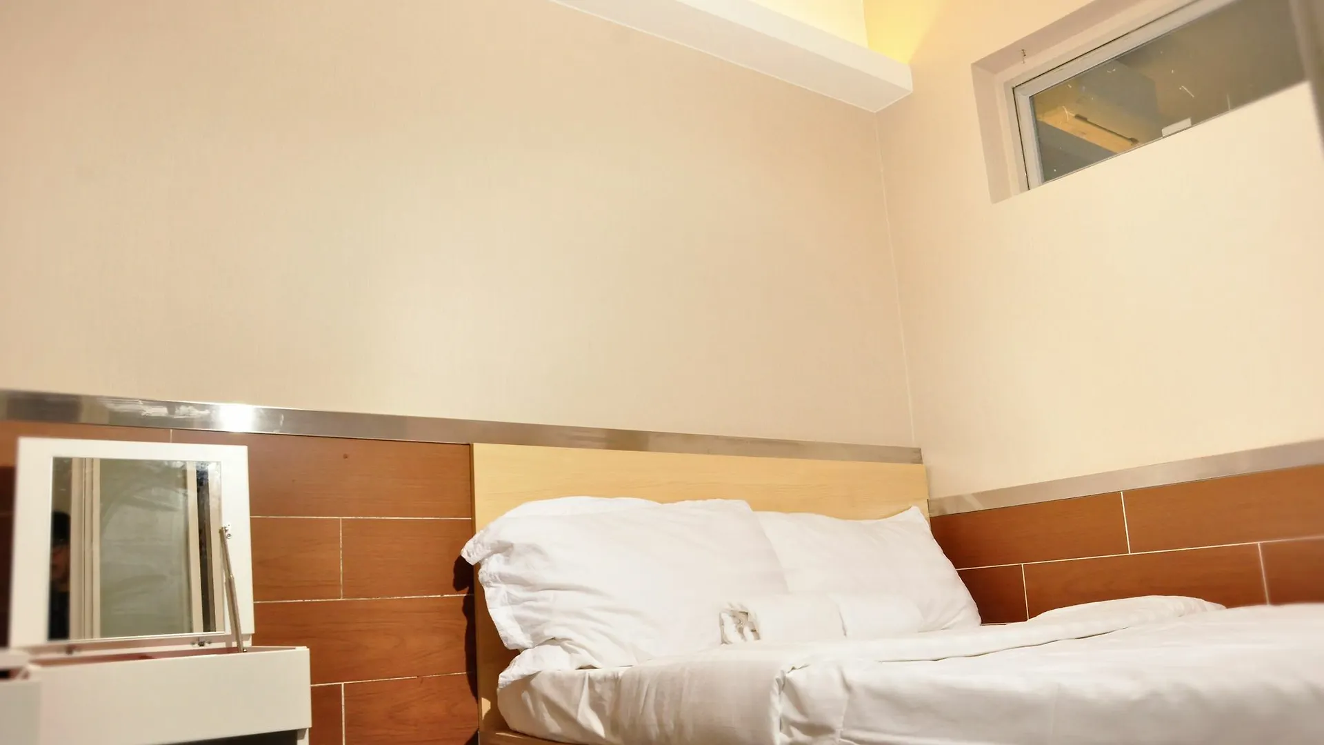 I-Hotel Kowloon  Hotel Kowloon (Hong Kong)